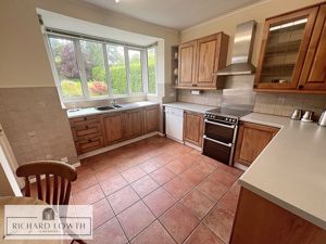 Kitchen- click for photo gallery